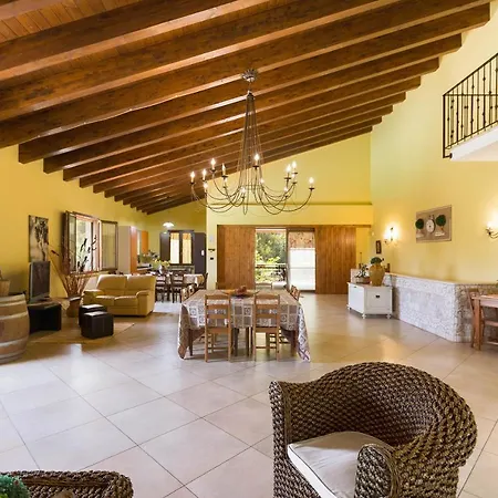 Pizzi By Perle Di Puglia Villa San Donaci